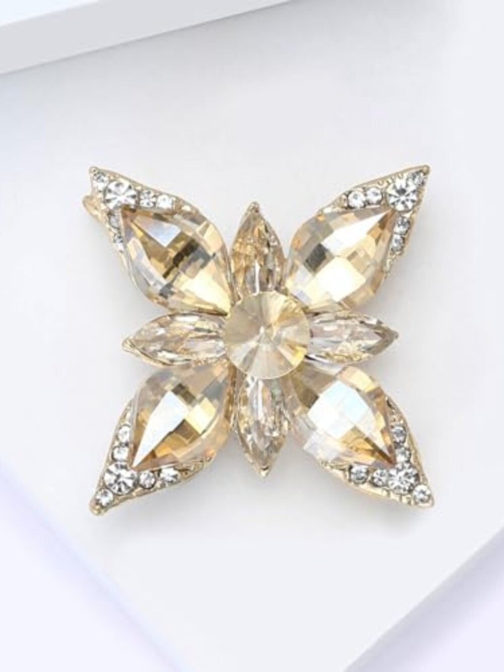 Women's Vintage Austrian Crystal Brooch Pins Elegant Rhinestone Brooches Jewelry